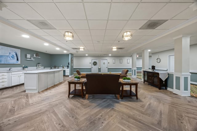 Commercial__93_Manalapan_Avenue_030