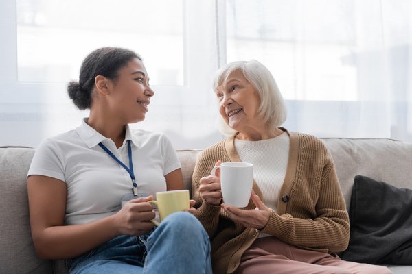 7 Questions to Ask During a Memory Care Tour in Freehold, NJ